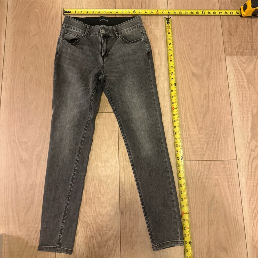 💜🔥💙MetHara Dark GrayJeans Size 6 | Mid Rise Stretch Denim | Faded Wash - Picture 5 of 5